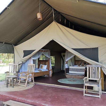 Africa Safari Lake Manyara Located Inside A Wildlife Park Hotel Mto wa Mbu Exterior photo