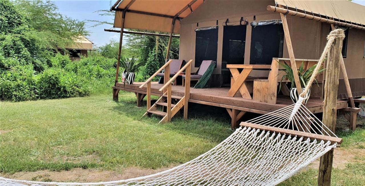 Africa Safari Lake Manyara Located Inside A Wildlife Park Hotel Mto wa Mbu Exterior photo