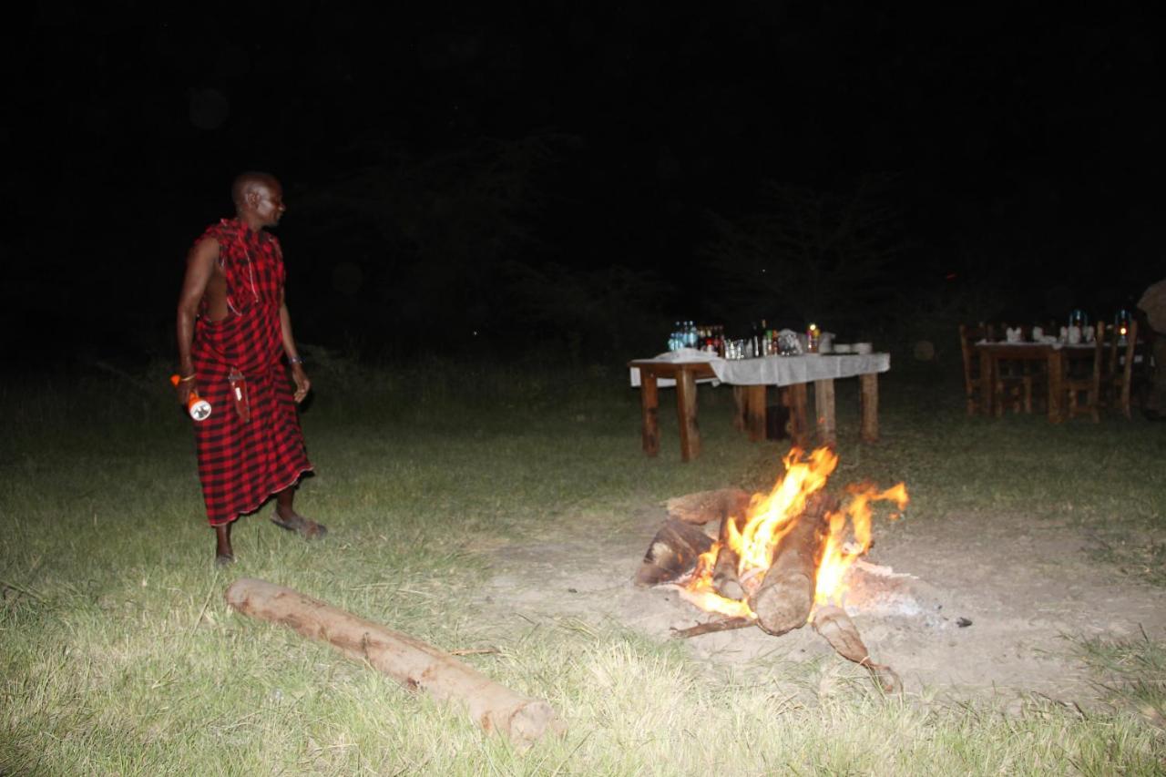 Africa Safari Lake Manyara Located Inside A Wildlife Park Hotel Mto wa Mbu Exterior photo