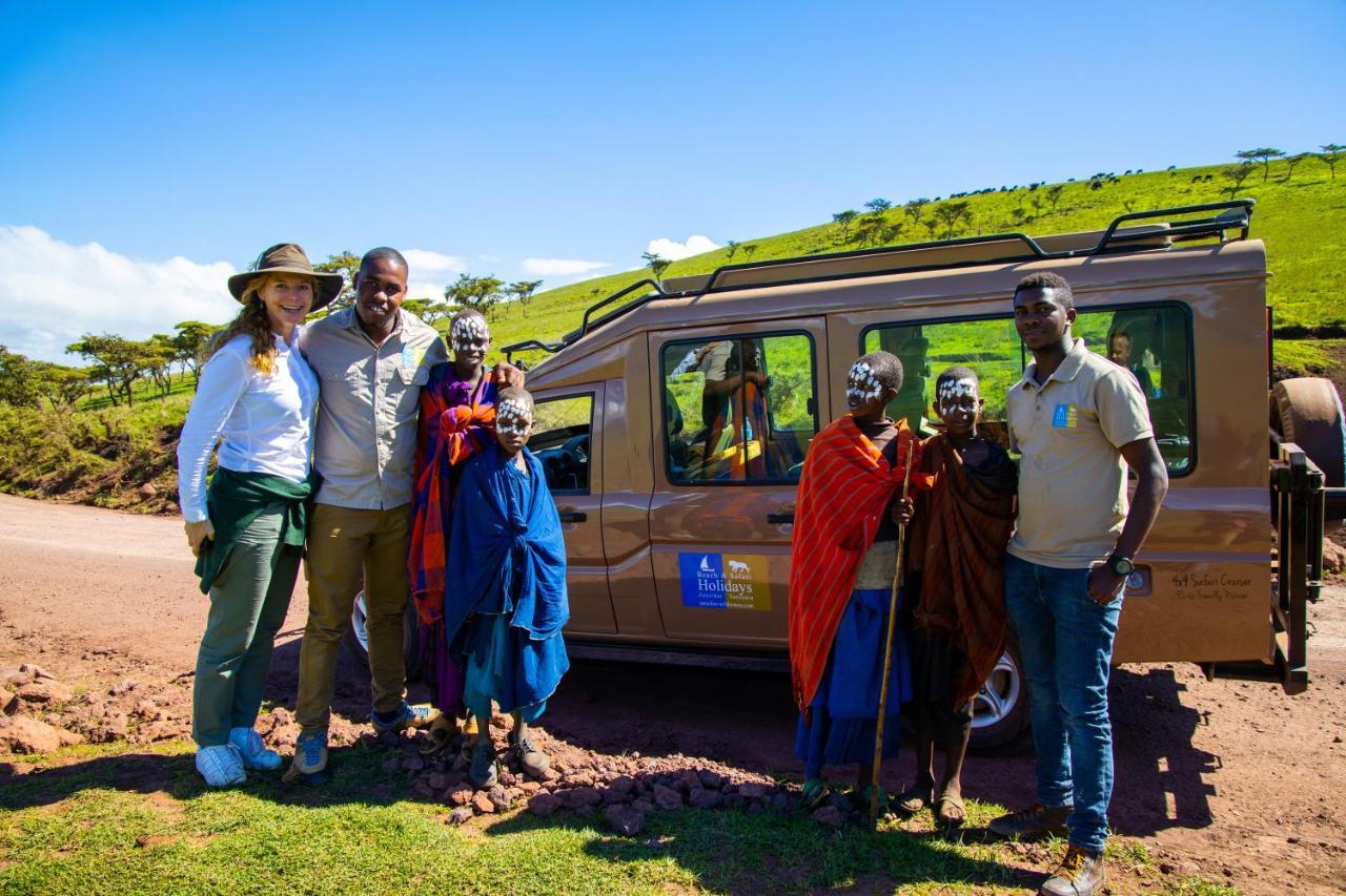 Africa Safari Lake Manyara Located Inside A Wildlife Park Hotel Mto wa Mbu Exterior photo