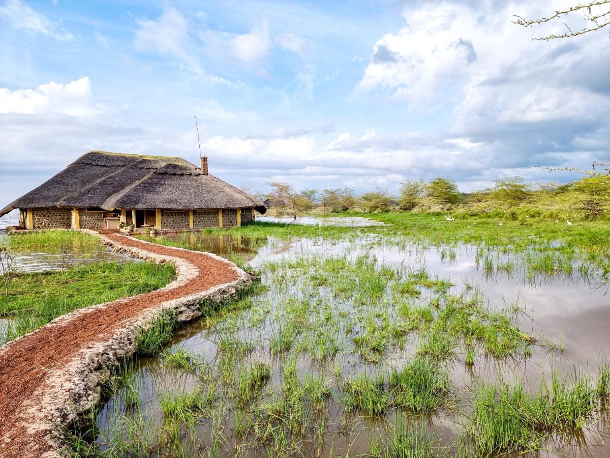 Africa Safari Lake Manyara Located Inside A Wildlife Park Hotel Mto wa Mbu Exterior photo